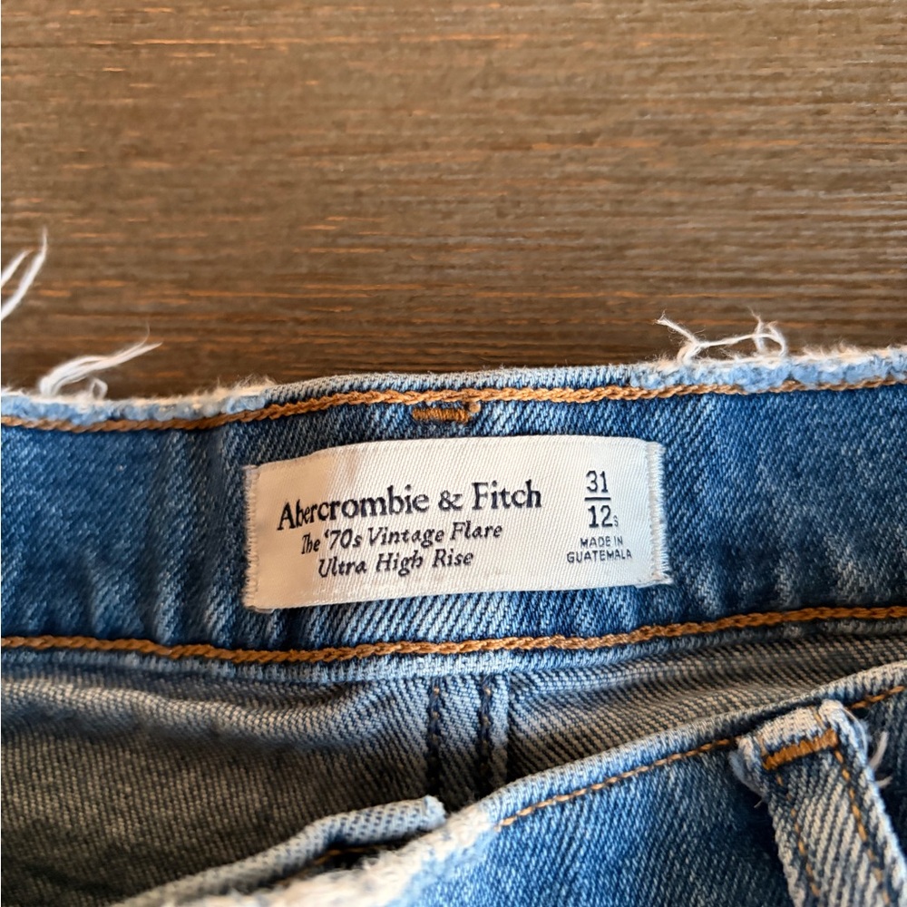 Abercrombie & Fitch 12S 70s Flare Blue Jeans Ultra High Rise - Picture 2 of 8
